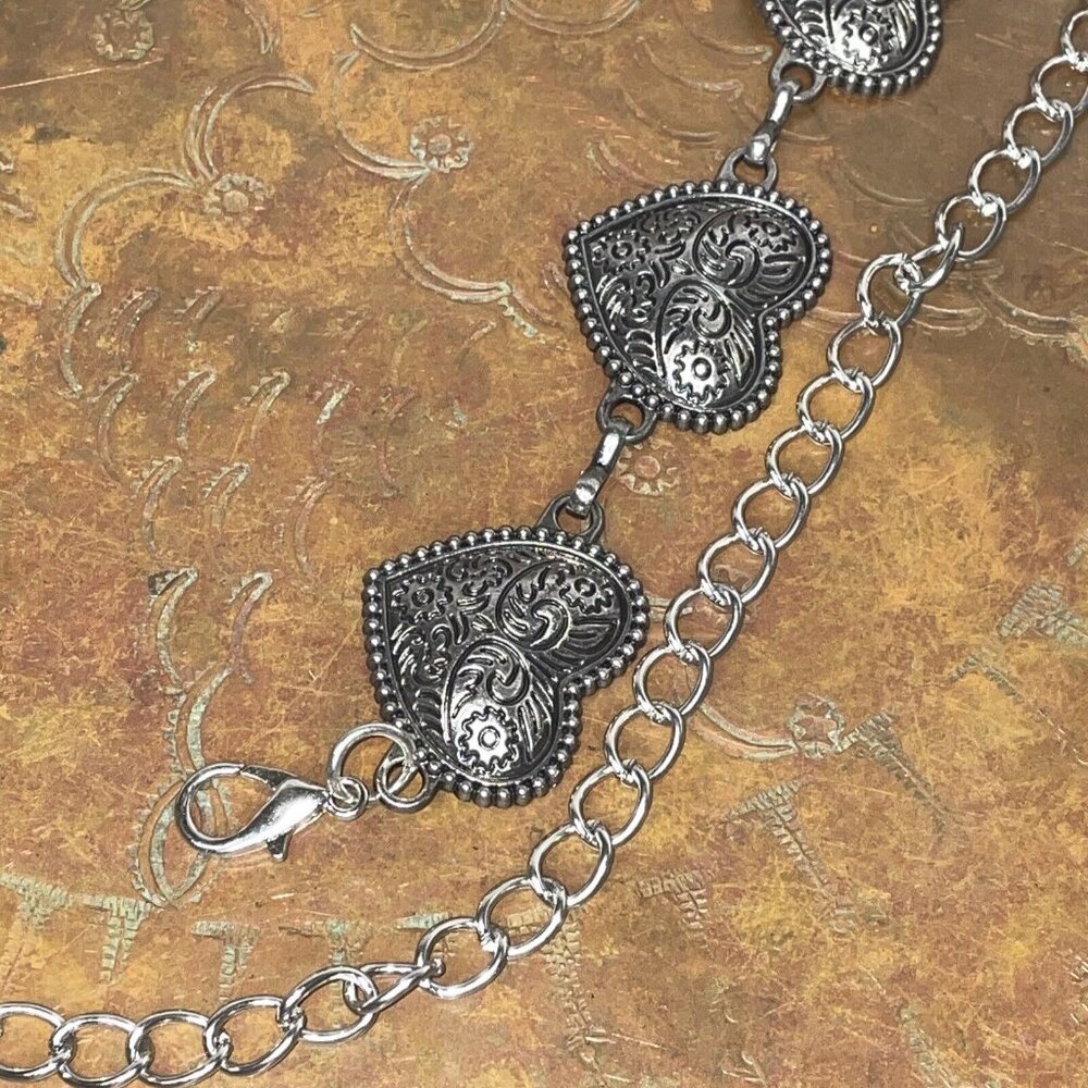 Womens Western Southwest Silver Heart Chain belt adjustable to 41 inch fall - Picture 5 of 10